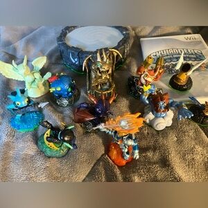 Skylanders Lot Wii Spyro’s Adventure Game Disc, Portal + 11 Figures